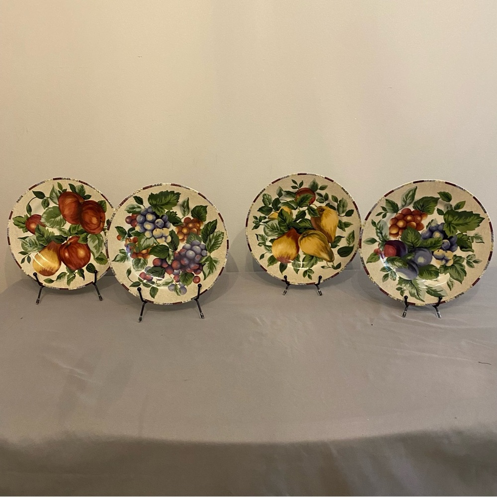 Set of 4 Vintage 8” Sakura Sonoma Stoneware Fruit Themed Plates